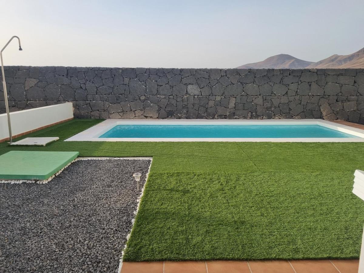 פלאיה בלנקה Luxury Villa Lanzarote מראה חיצוני תמונה